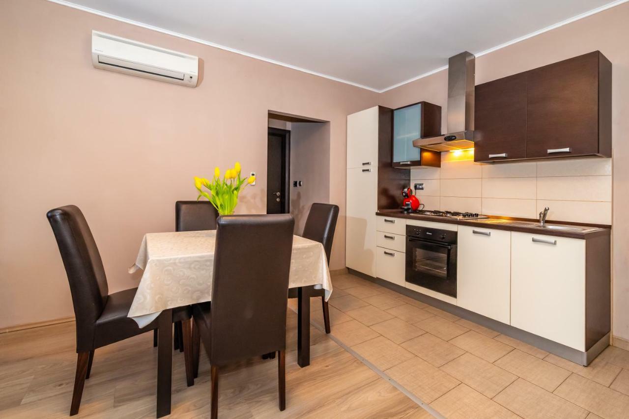 Apartment Adrian Biograd Na Moru Exteriér fotografie