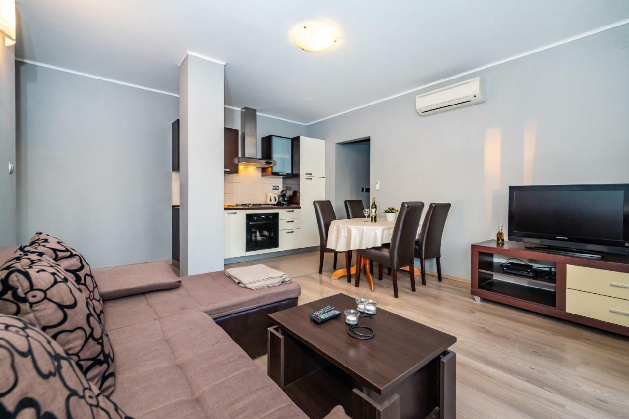 Apartment Adrian Biograd Na Moru Exteriér fotografie