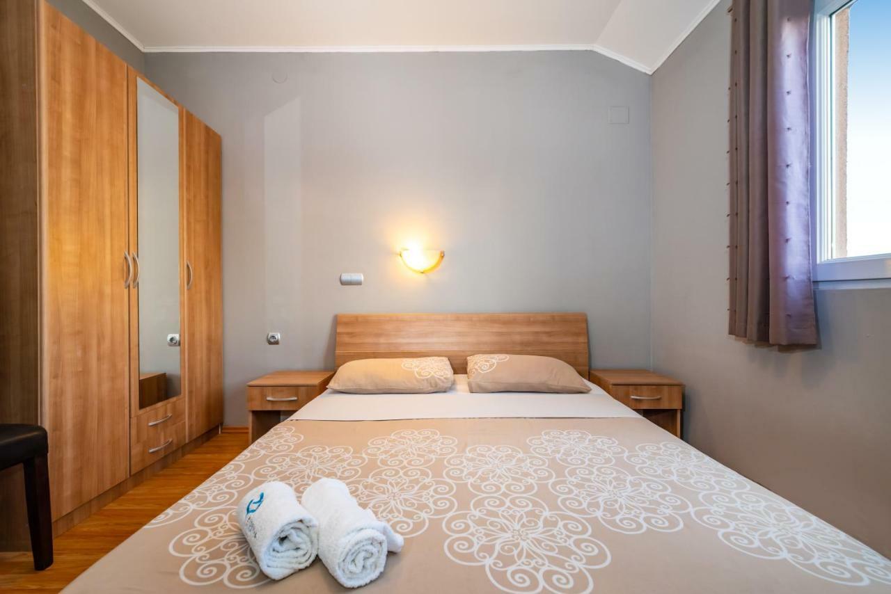 Apartment Adrian Biograd Na Moru Exteriér fotografie