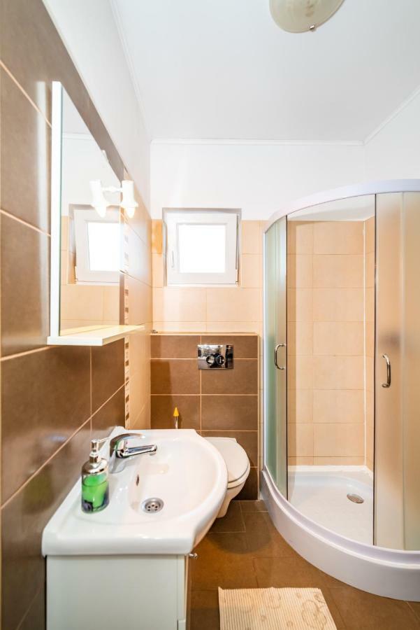 Apartment Adrian Biograd Na Moru Exteriér fotografie