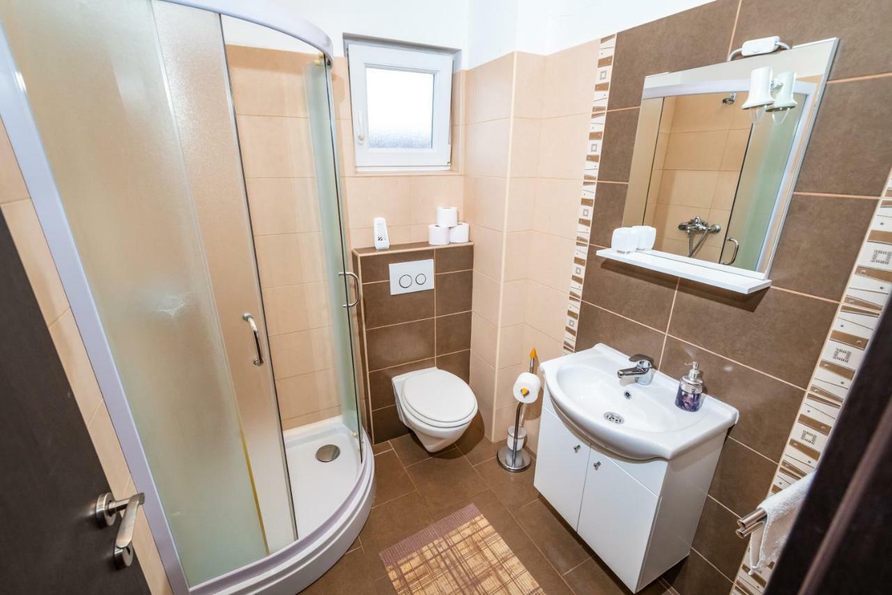 Apartment Adrian Biograd Na Moru Exteriér fotografie