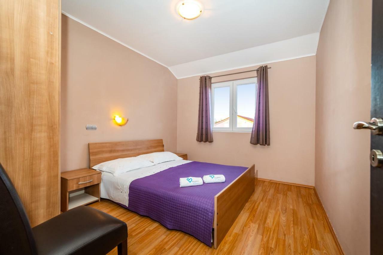 Apartment Adrian Biograd Na Moru Exteriér fotografie